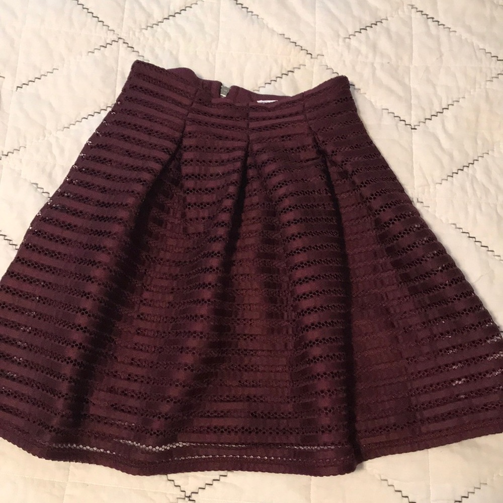Xhiliration burgundy skirt